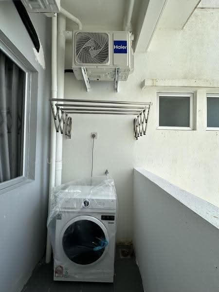 Kondominium untuk Disewa di Kampar Lake Campus - Justine Chin - Balcony - PropertyGuru.com.my