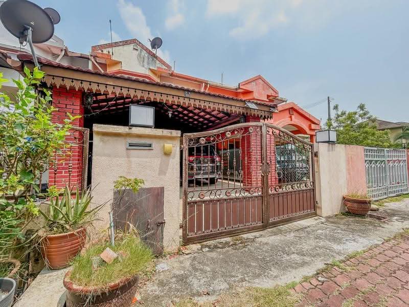 Rumah Teres 2-Tingkat untuk Dijual di Seksyen 7 (Shah Alam) - Izzat Zamros - Exterior - PropertyGuru.com.my
