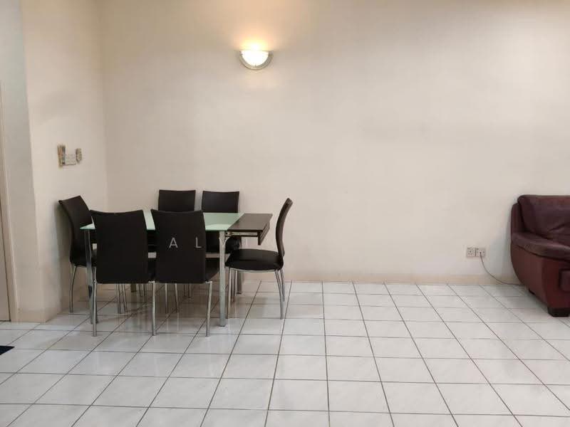 Kondominium untuk Disewa di Seri Maya Condominium - Alvin Sow - Dining Room - PropertyGuru.com.my