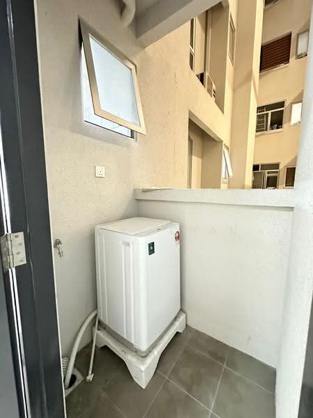 Pangsapuri untuk Disewa di Vista Danau Kota - KINKI CHAN - Balcony - PropertyGuru.com.my