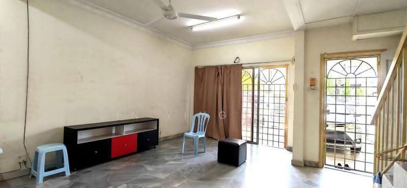 2-storey Terraced House for Rent in Bandar Bukit Puchong (Puchong) - Lin Ying Lee - Living Room - PropertyGuru.com.my