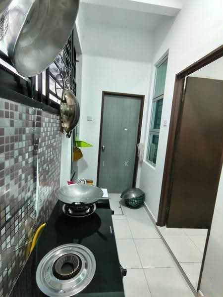 2-storey Terraced House for Sale in Skudai (Johor) - Kimi Kiu - Kitchen - PropertyGuru.com.my