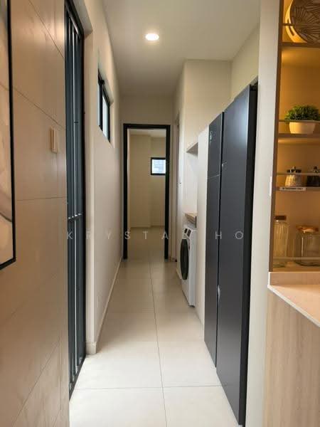 Rumah Teres 3-Tingkat untuk Dijual di Johor Bahru (Johor) - Krystal Ho - Corridor - PropertyGuru.com.my