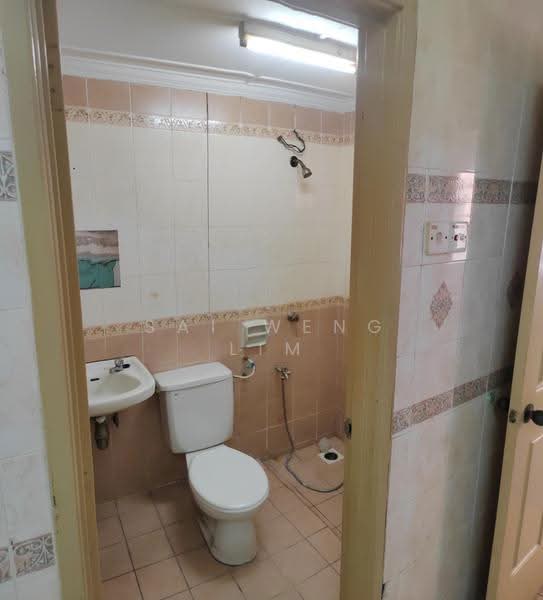 Terraced House for Rent in Bukit Rahman Putra (Sungai Buloh) - Sai Weng LIM - Bathroom - PropertyGuru.com.my
