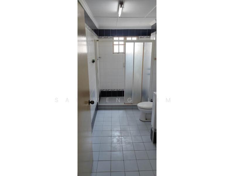 Terraced House for Rent in Bukit Rahman Putra (Sungai Buloh) - Sai Weng LIM - Master Bedroom-Bathroom - PropertyGuru.com.my