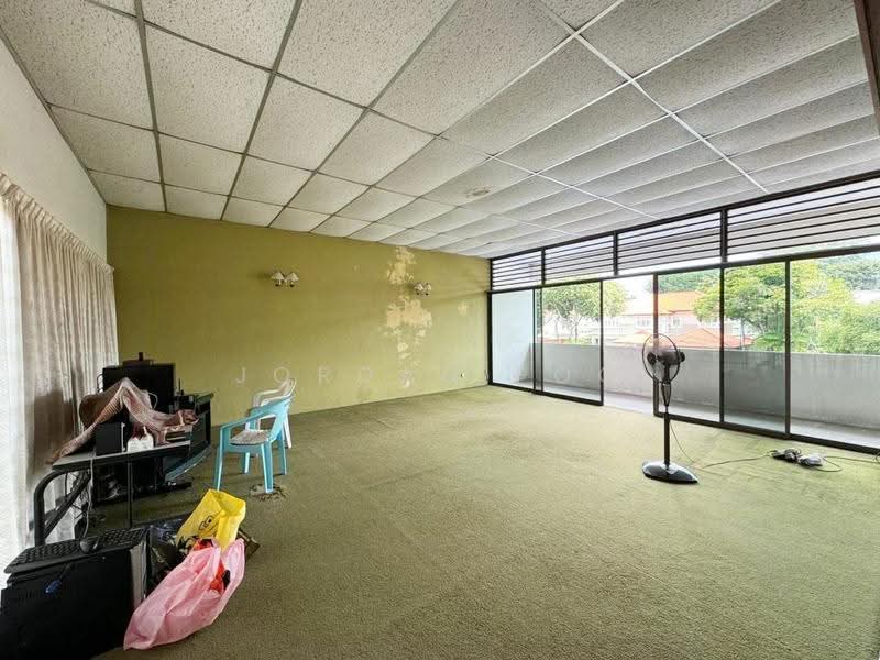 Bungalow House for Sale in Taman Scotland (George Town) - Jordan Foo - Living Room - PropertyGuru.com.my