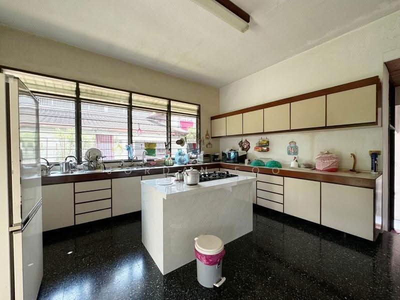 Bungalow House for Sale in Taman Scotland (George Town) - Jordan Foo - Kitchen - PropertyGuru.com.my