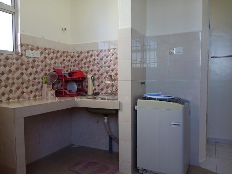 Kondominium untuk Disewa di Permai Condominium (Kota Bharu) - Kim Siew Pui - Kitchen - PropertyGuru.com.my