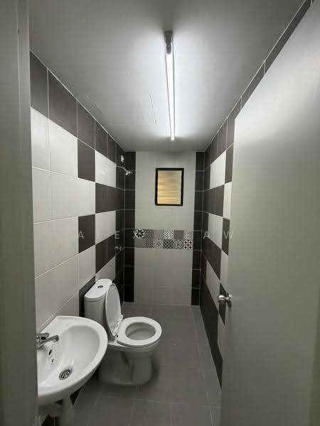 Service Residence for Rent at Residensi Mutiara Emas Kajang - Alex Leaw - Bathroom - PropertyGuru.com.my