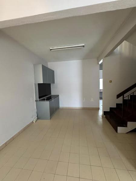 2-storey Terraced House for Sale in Taman Alam Megah (Shah Alam) - Siti Hajar - Interior - PropertyGuru.com.my