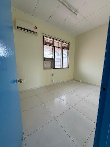 2-storey Terraced House for Sale in Taman Alam Megah (Shah Alam) - Siti Hajar - Interior - PropertyGuru.com.my