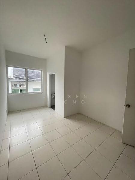 Rumah Teres 2-Tingkat untuk Dijual di Taman Nadayu 92 (Kajang) - Jensen Chong - Interior - PropertyGuru.com.my