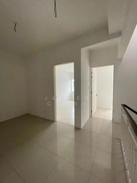 Rumah Teres 2-Tingkat untuk Dijual di Taman Nadayu 92 (Kajang) - Jensen Chong - Interior - PropertyGuru.com.my