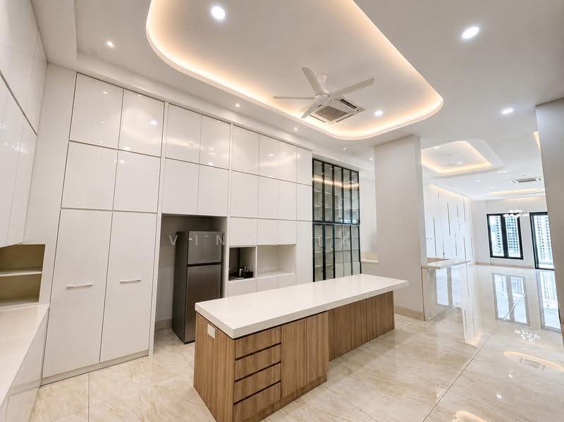 Bungalow House for Sale in Country Heights Damansara (Kuala Lumpur) - Vince Tan - PropertyGuru.com.my