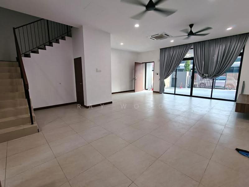 2-storey Terraced House for Rent in Puteri Harbour (Iskandar Puteri (Nusajaya)) - Ray Wong - Living Room - PropertyGuru.com.my