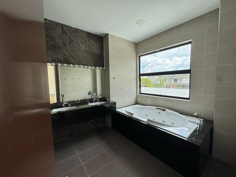 Bungalow House untuk Disewa di Iskandar Puteri (Nusajaya) (Johor) - Jolene Yeo - Bathroom - PropertyGuru.com.my