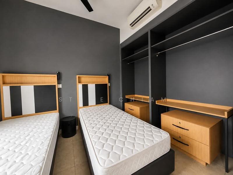 Kediaman Servis untuk Dijual di Union Suites - Steve Chiam - Bedroom - PropertyGuru.com.my