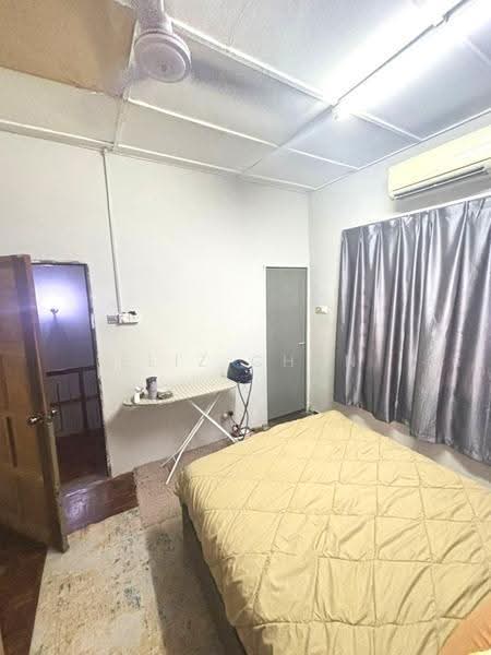 Terraced House for Sale in Taman Indah Perdana (Kepong) - Eliz Chan - Bedroom - PropertyGuru.com.my