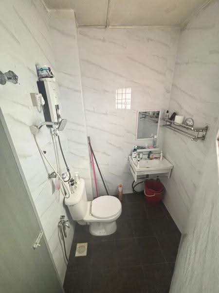 Terraced House for Sale in Taman Indah Perdana (Kepong) - Eliz Chan - Bathroom - PropertyGuru.com.my
