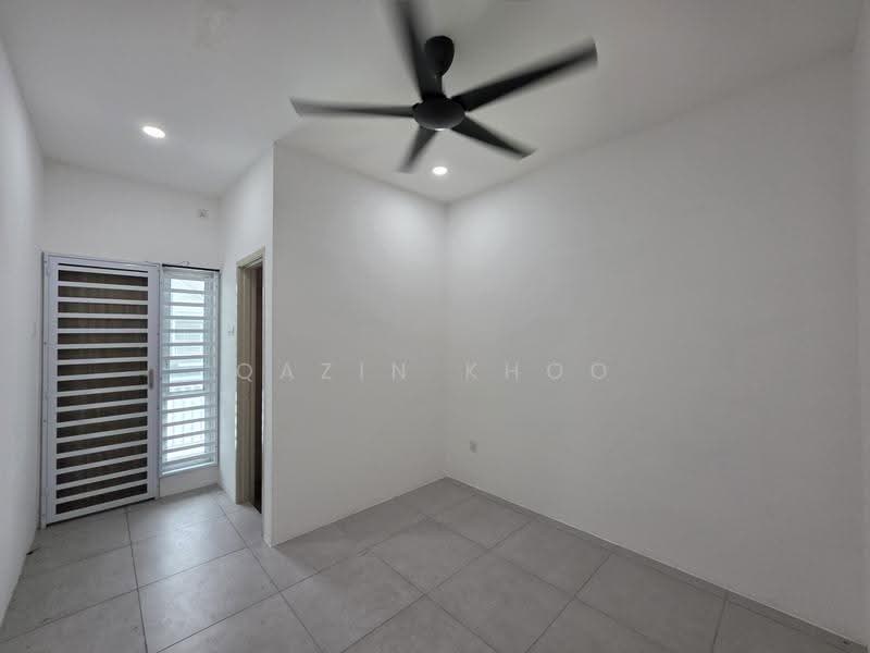 Townhouse for Rent in Bandar Meru Prima (Ipoh Premier City) (Ipoh) - Qazin Khoo - Entrance - PropertyGuru.com.my