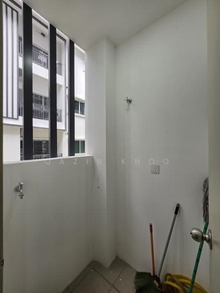 Townhouse for Rent in Bandar Meru Prima (Ipoh Premier City) (Ipoh) - Qazin Khoo - Balcony - PropertyGuru.com.my