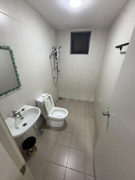 Kediaman Servis untuk Disewa di Sensory Residence @ Southville City - Jeff Cheah - Bathroom - PropertyGuru.com.my