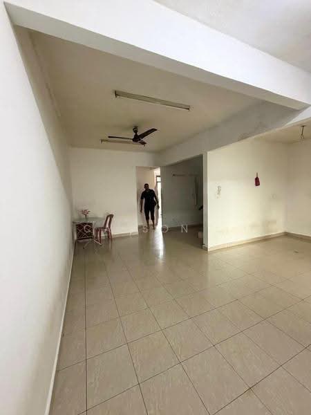 2-storey Terraced House for Sale in Taman Megah Ria (Masai) - Carson . - Interior - PropertyGuru.com.my