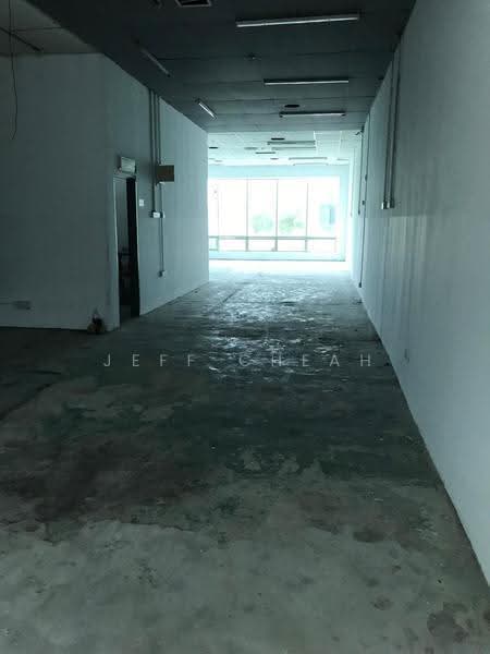 Shop for Rent in Taman Bukit Serdang (Seri Kembangan) - Jeff Cheah - Interior - PropertyGuru.com.my