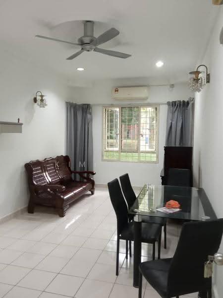 Pangsapuri untuk Dijual di Tropika Apartment - Kimi Teoh - Living Room - PropertyGuru.com.my
