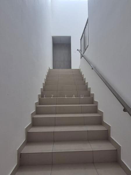 Cluster Factory for Rent in Ulu Tiram (Johor) - LZ Lau - Corridor - PropertyGuru.com.my