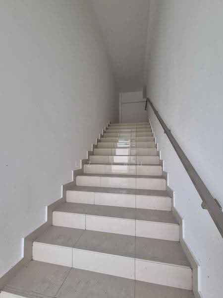 Cluster Factory for Rent in Ulu Tiram (Johor) - LZ Lau - Corridor - PropertyGuru.com.my