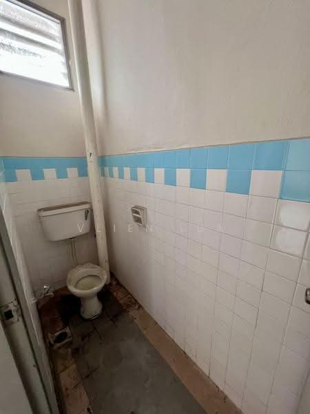Shop / Office for Rent in Taman Molek (Johor Bahru) - Vlien Lua - PropertyGuru.com.my
