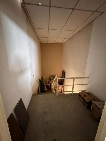 Shop / Office for Rent in Taman Molek (Johor Bahru) - Vlien Lua - PropertyGuru.com.my