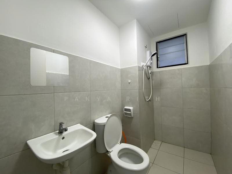 Condominium for Rent at TRI PINNACLE - Panya Rith - Bathroom - PropertyGuru.com.my