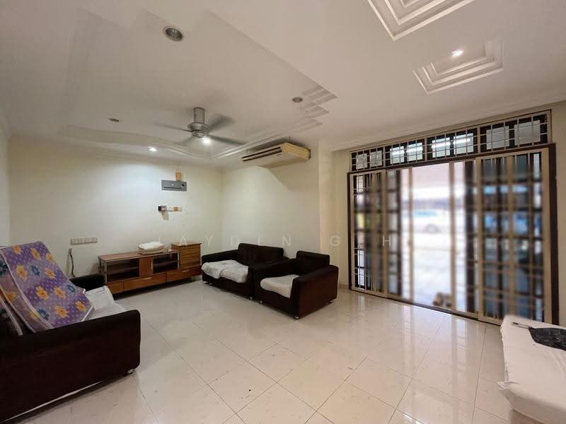 2-storey Terraced House for Sale in Taman Pulasan (Alor Setar) - Jayden Geh - Living Room - PropertyGuru.com.my
