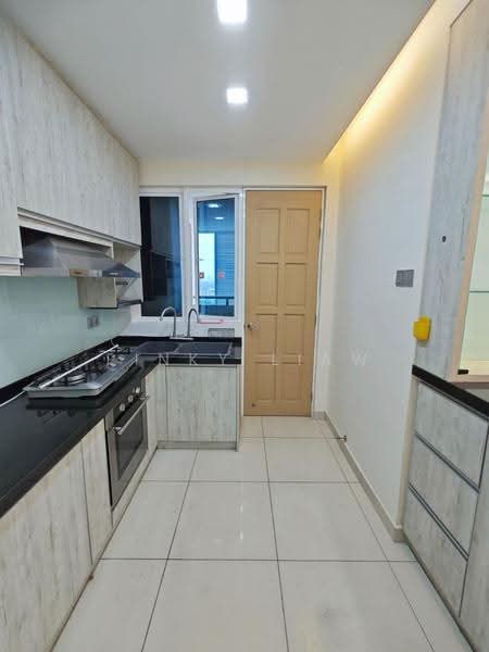 Condominium for Sale at The Regina - Pinky Liaw - Kitchen - PropertyGuru.com.my