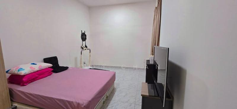 Rumah Kluster untuk Dijual di Taman Ekoflora (Johor Bahru) - Eddy Chan - Bedroom - PropertyGuru.com.my
