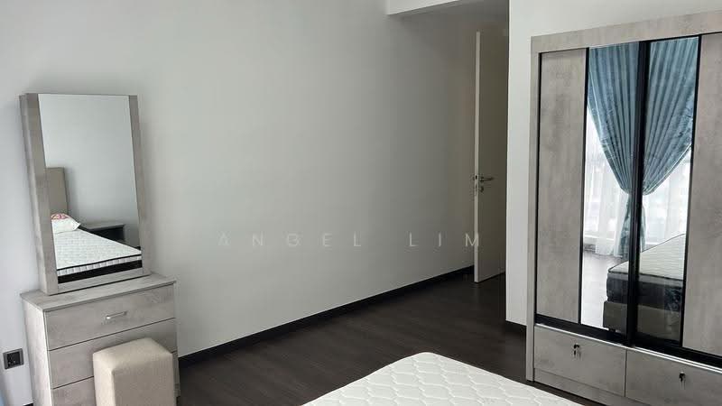 Kediaman Servis untuk Disewa di Duta Park Residences - Angel Lim - Dressing Table_Wardrobe - PropertyGuru.com.my