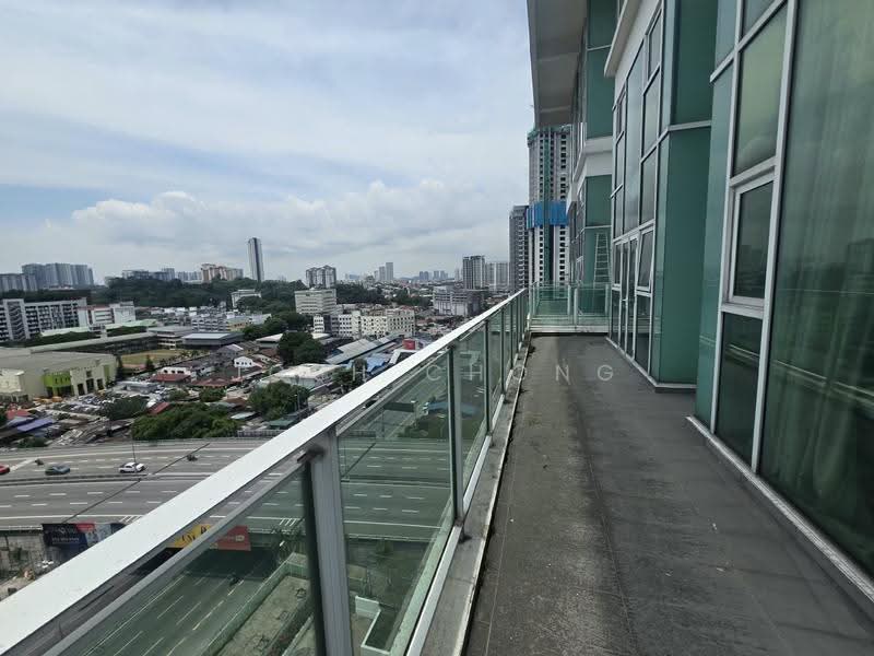 Kediaman Servis untuk Dijual di The Scott Garden SOHO - Josh Chong - Balcony - PropertyGuru.com.my