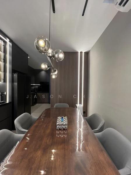 Kediaman Servis untuk Dijual di JRK Convena - Jason Chat - Dining Room - PropertyGuru.com.my