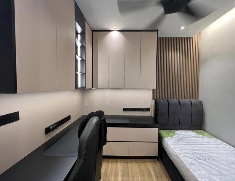 Kediaman Servis untuk Dijual di JRK Convena - Jason Chat - Bedroom - PropertyGuru.com.my