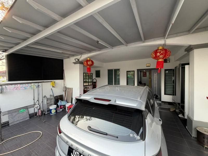 Rumah Teres 1-Tingkat untuk Dijual di Taman Perling (Perling) - Carson . - Exterior - PropertyGuru.com.my