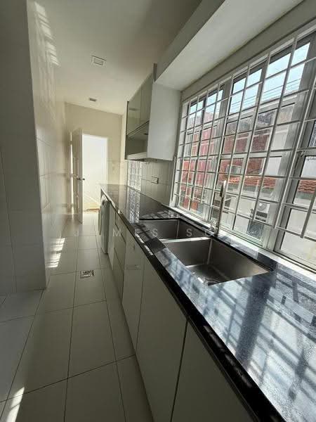 Terraced House for Rent in Alam Damai (Cheras) - James Soh - Kitchen - PropertyGuru.com.my