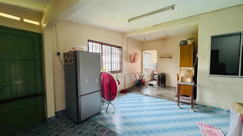 Rumah Teres untuk Dijual di Skudai (Johor) - Bee Bee - PropertyGuru.com.my