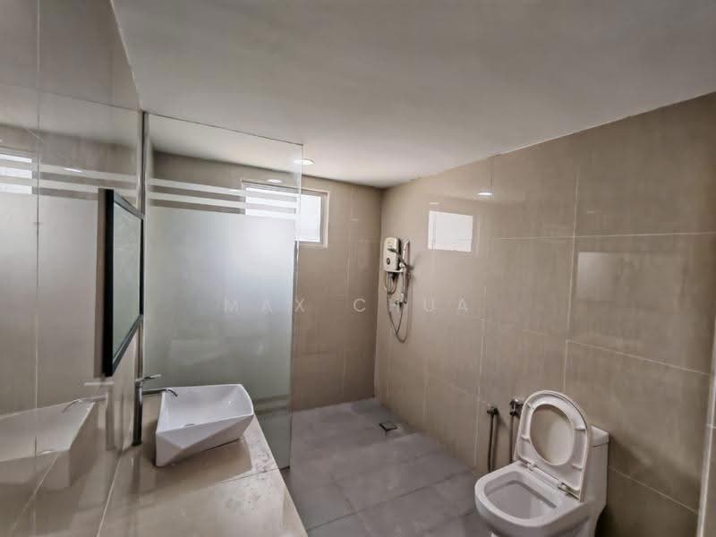 Rumah Teres 2-Tingkat untuk Dijual di Saujana Impian (Kajang) - Max Chua - Bathroom - PropertyGuru.com.my