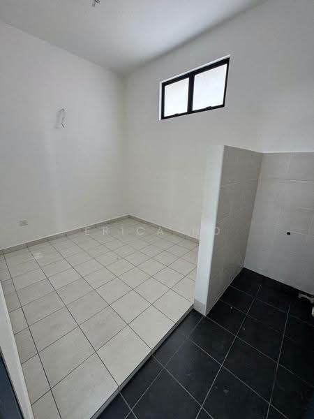 Factory for Rent in Eco Business Park 1 (Johor Bahru) - Erica Ho - Interior - PropertyGuru.com.my