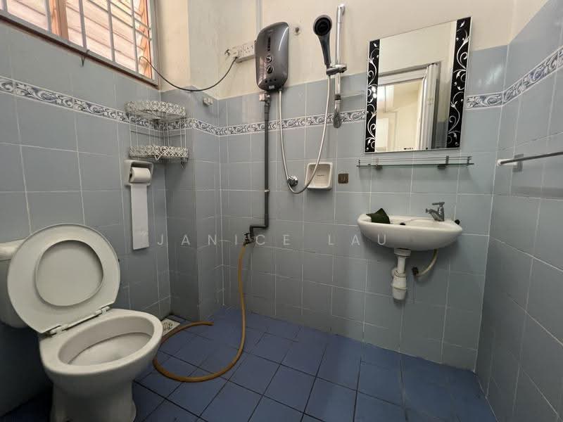 2-storey Terraced House for Sale in Bandar Mahkota Cheras (Cheras) - Janice Lau - Bathroom - PropertyGuru.com.my