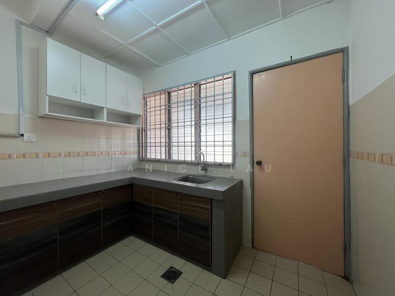 2-storey Terraced House for Sale in Bandar Mahkota Cheras (Cheras) - Janice Lau - Kitchen - PropertyGuru.com.my
