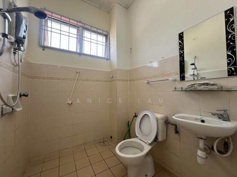 2-storey Terraced House for Sale in Bandar Mahkota Cheras (Cheras) - Janice Lau - Bathroom - PropertyGuru.com.my
