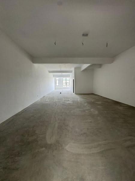 Shop / Office untuk Disewa di Austin Crest (Johor Bahru) - Janice . - Interior - PropertyGuru.com.my